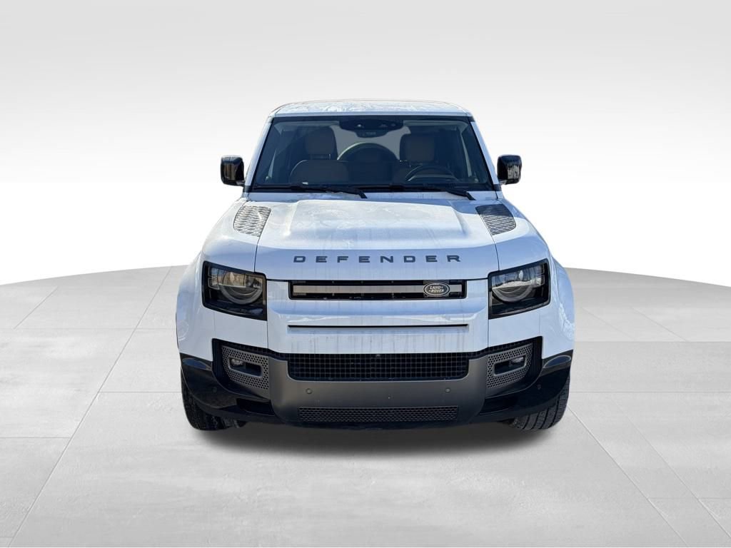 New 2025 Land Rover Defender 110 X-Dynamic SE image 2