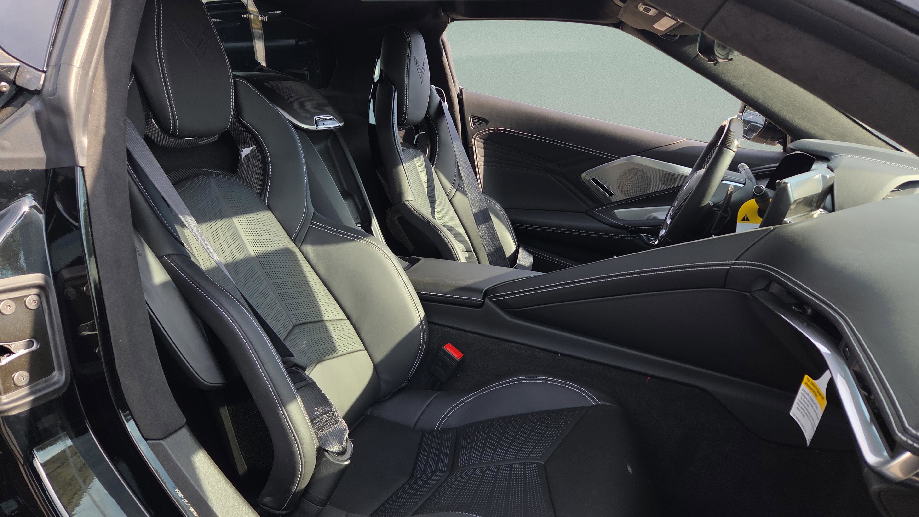 New 2025 Chevrolet Corvette E-Ray w/ ZER Performance Package image 19