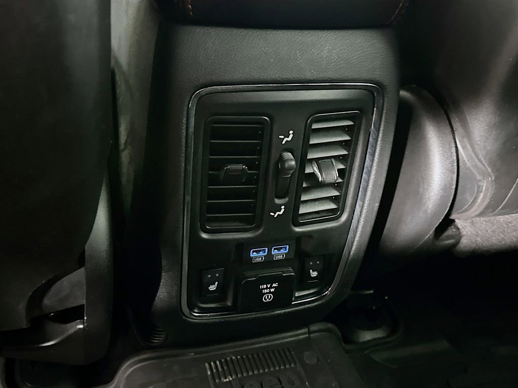 Used 2020 Jeep Grand Cherokee Trailhawk w/ Trailhawk Luxury Group image 33