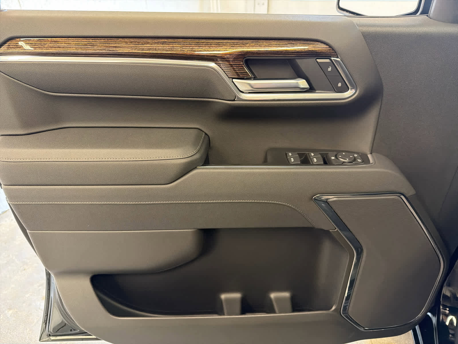 New 2026 GMC Sierra 1500 Elevation image 18