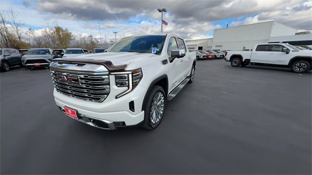 Used 2023 GMC Sierra 1500 Denali image 3