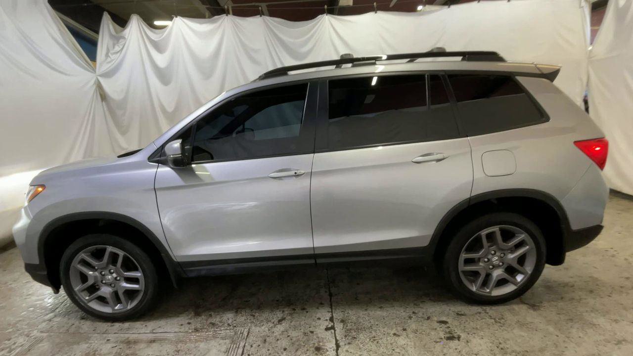 Used 2023 Honda Passport EX-L image 5