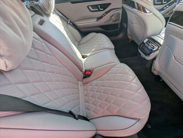 Certified 2022 Mercedes-Benz S 500 4MATIC image 21