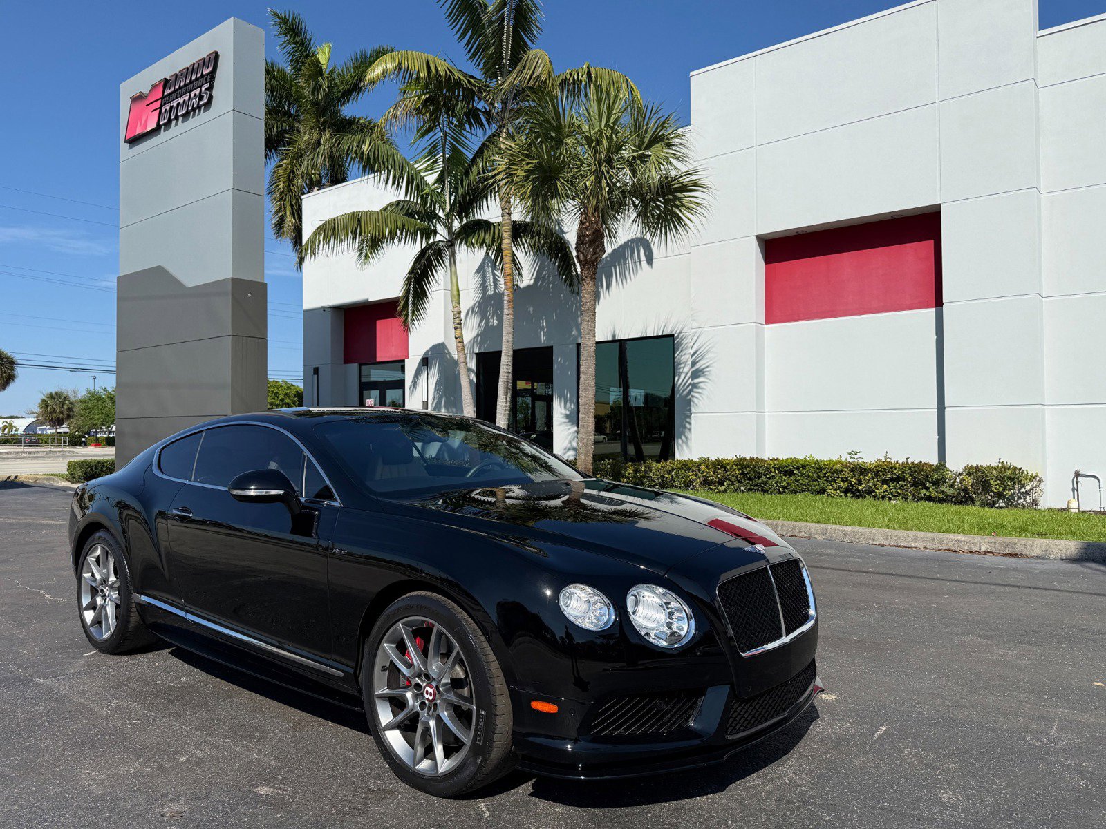 Used 2015 Bentley Continental GT V8 S image 1