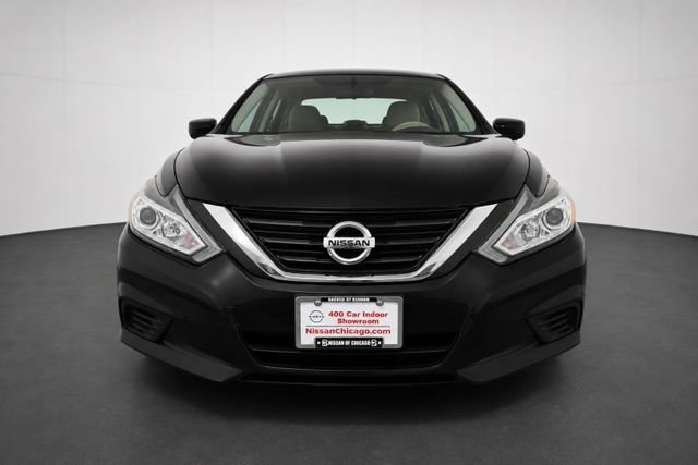 Used 2016 Nissan Altima 2.5 S w/ Power Driver Seat Package FWD image 2