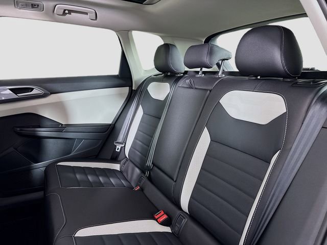 New 2026 Volkswagen Taos SEL image 25
