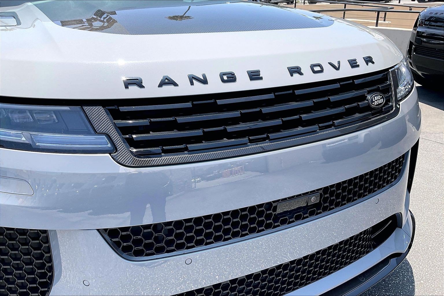 Certified 2025 Land Rover Range Rover Sport SV Edition Two AWD/4WD image 30