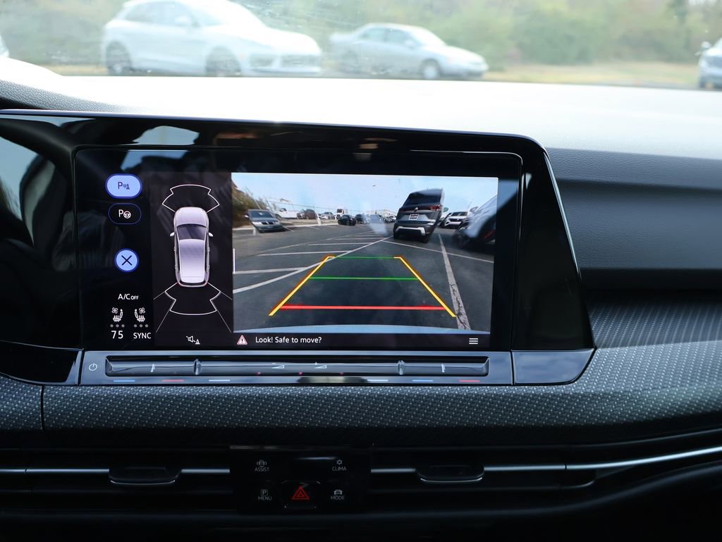 Certified 2024 Volkswagen Golf R image 26