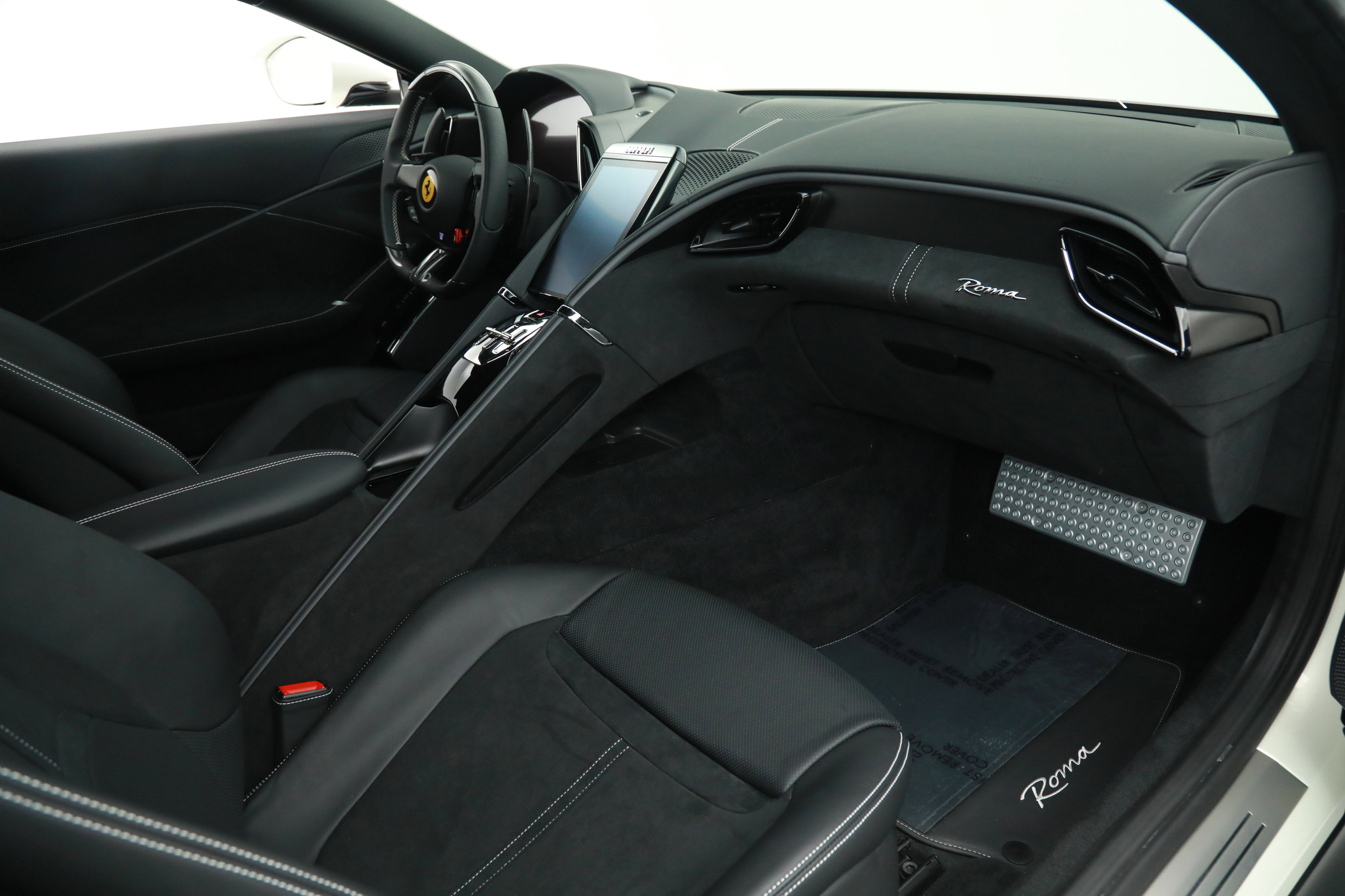 Certified 2023 Ferrari Roma image 18