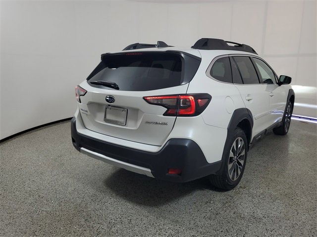 Used 2023 Subaru Outback Limited image 4