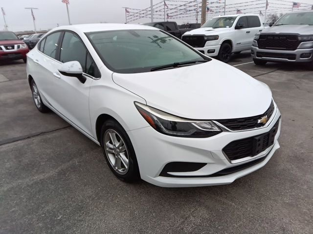 Used 2018 Chevrolet Cruze LT w/ LT Fleet Convenience Package image 8