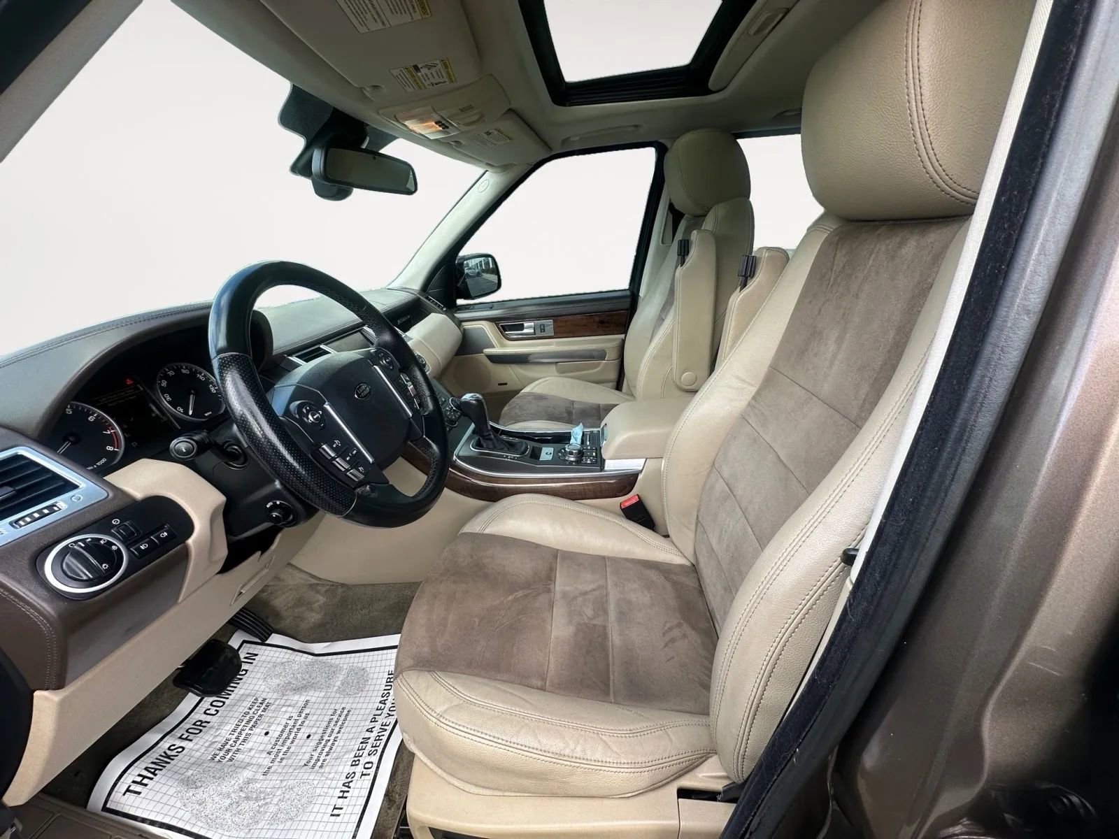 Used 2010 Land Rover Range Rover Sport HSE LUX image 9