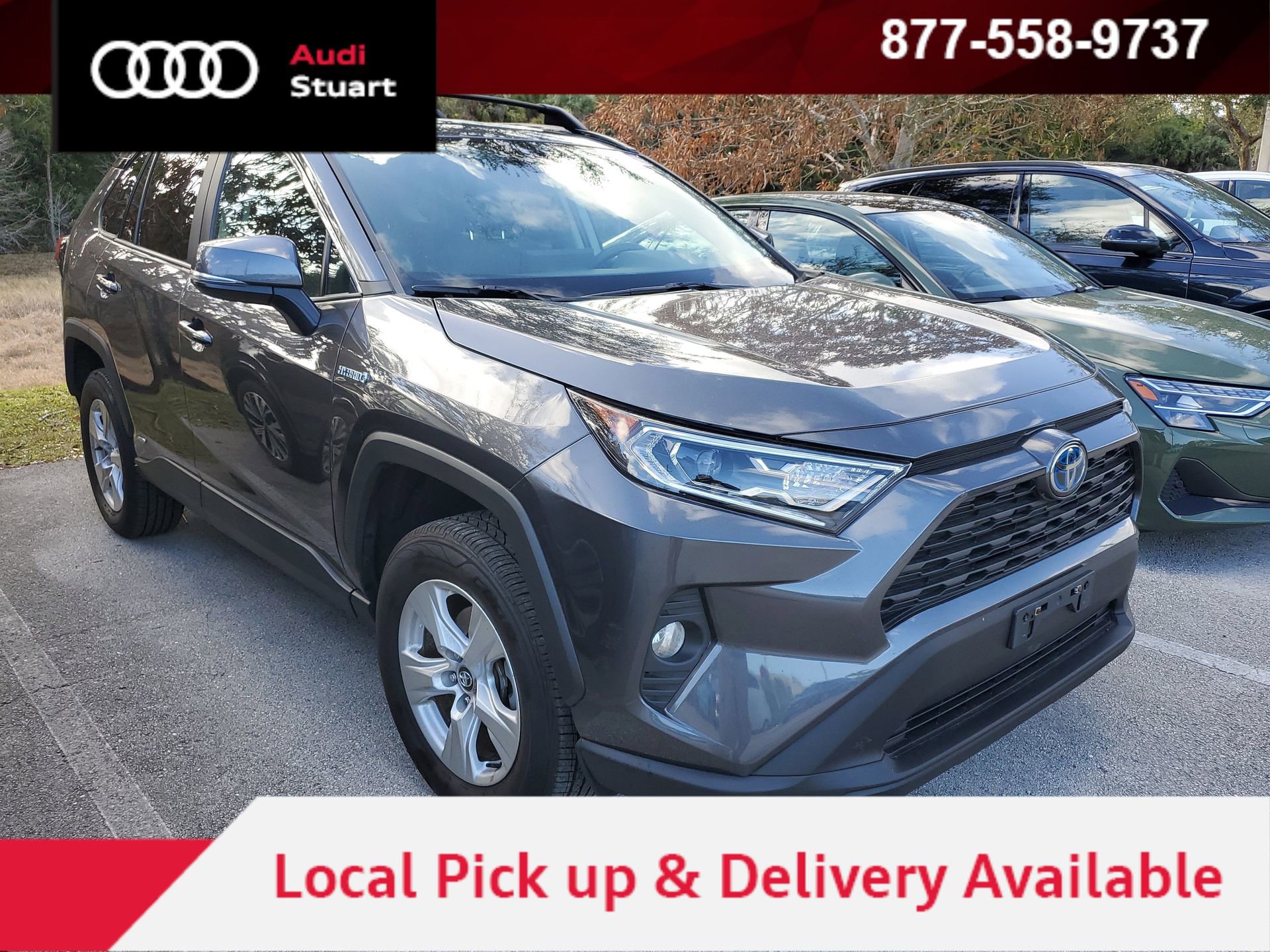 Used 2021 Toyota RAV4 XLE w/ Convenience Package image 1