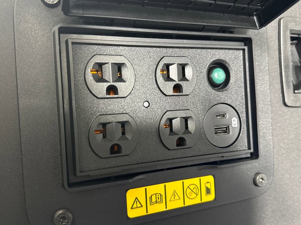 New 2025 Ford F150 Lightning Flash image 30