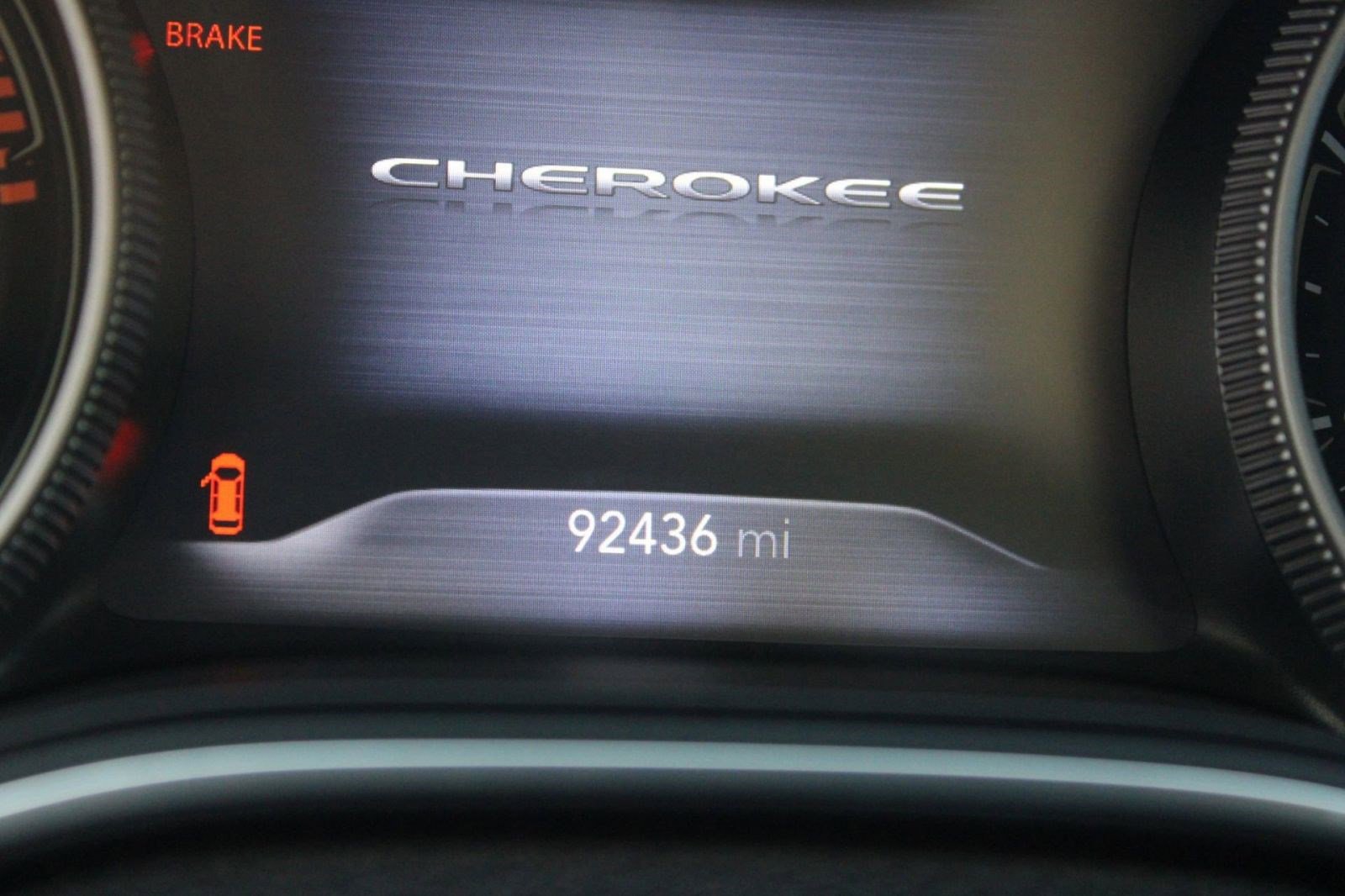 Used 2019 Jeep Cherokee Limited w/ Trailer Tow Group image 17