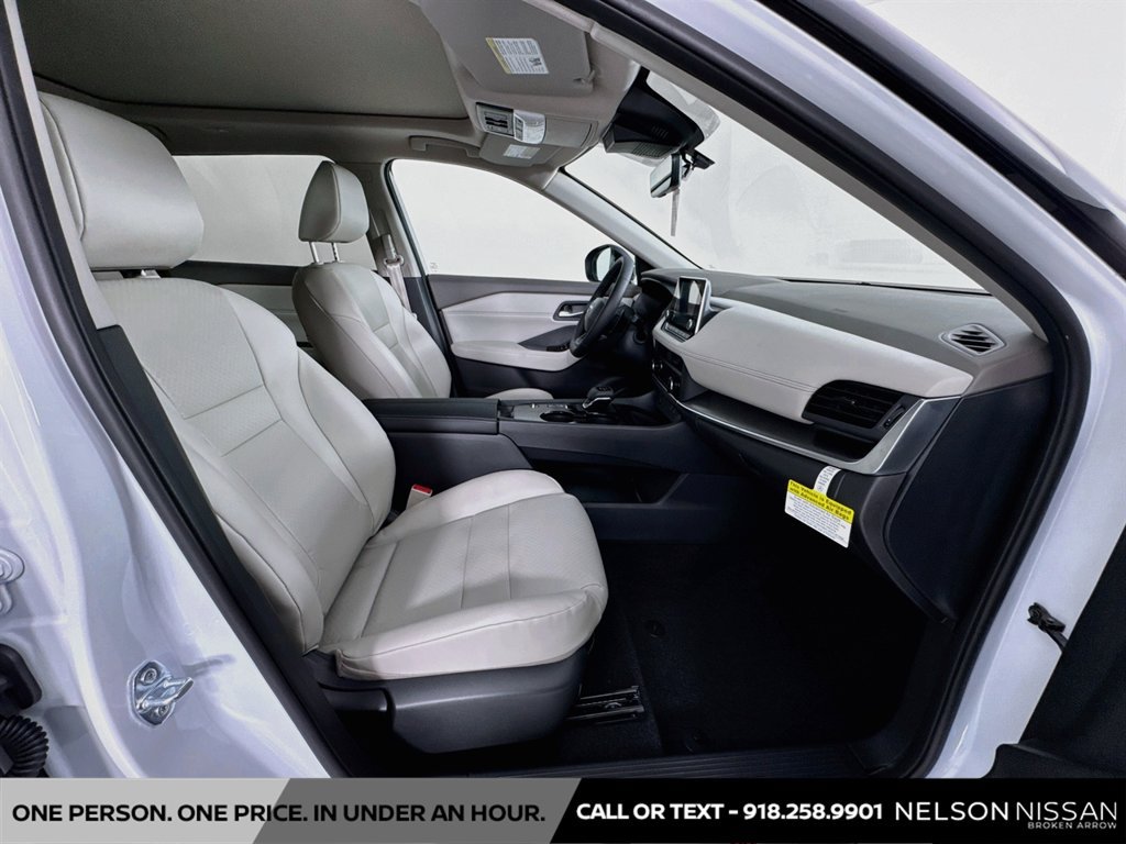 New 2026 Nissan Rogue Dark Armor FWD image 27