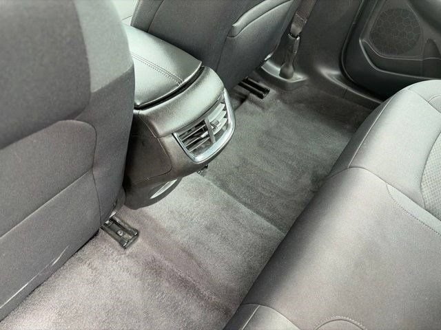 Used 2023 Chevrolet Malibu LT FWD image 33