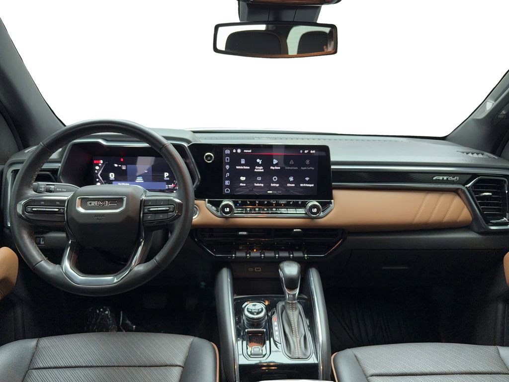Used 2024 GMC Canyon AT4 w/ AT4 Premium Package image 18