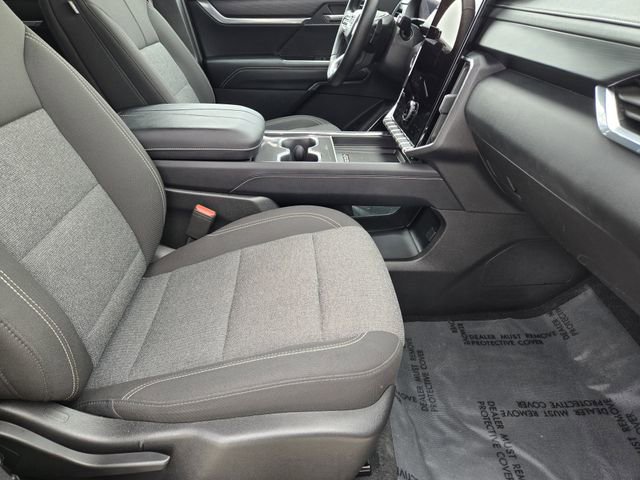 Used 2025 GMC Acadia Elevation image 13