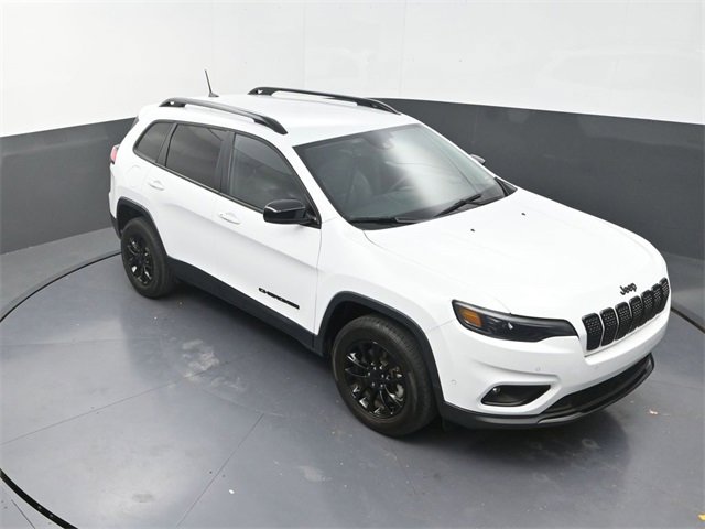 Used 2023 Jeep Cherokee Altitude Lux image 18
