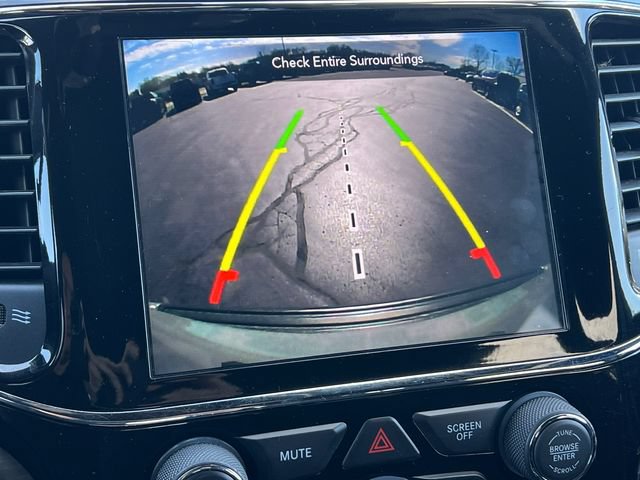 Used 2020 Jeep Grand Cherokee Laredo AWD/4WD image 27