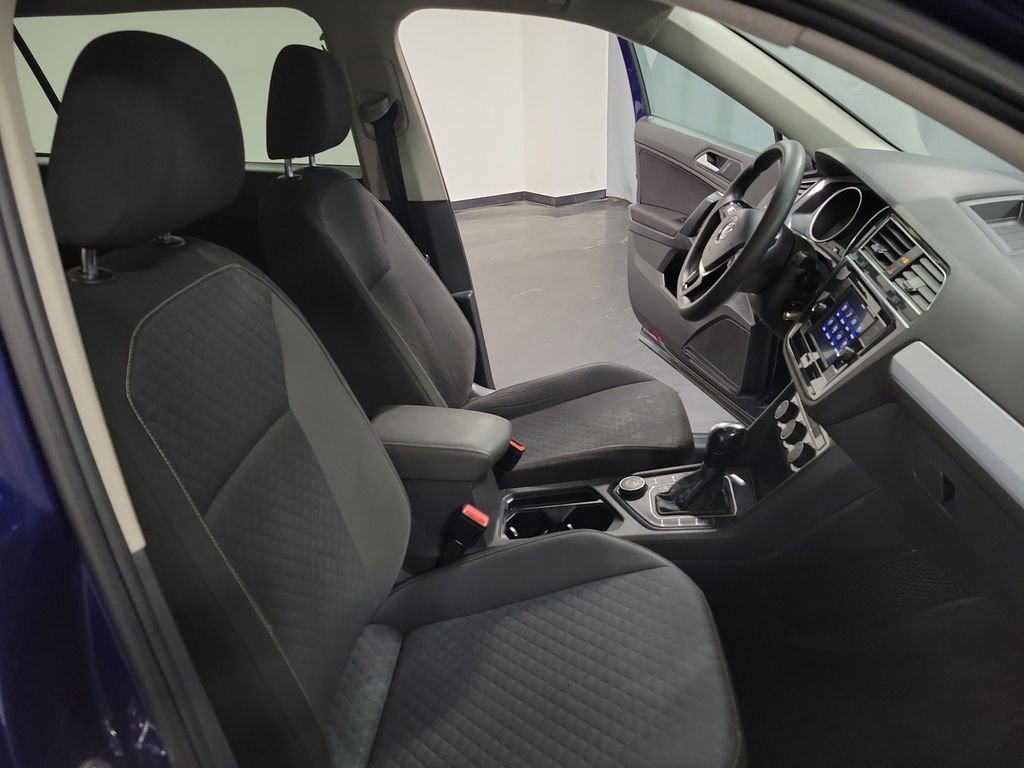 Used 2021 Volkswagen Tiguan S image 21