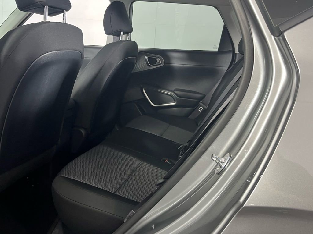 Used 2025 Kia Soul LX image 26