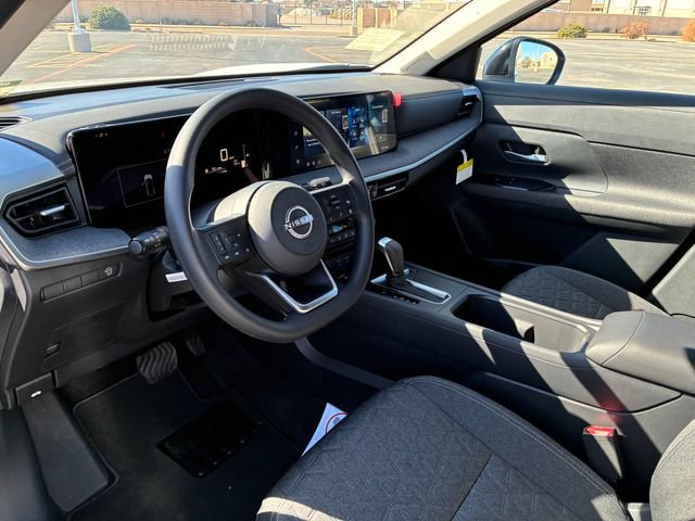 New 2026 Nissan Kicks SV w/ SV Premium Package FWD image 11
