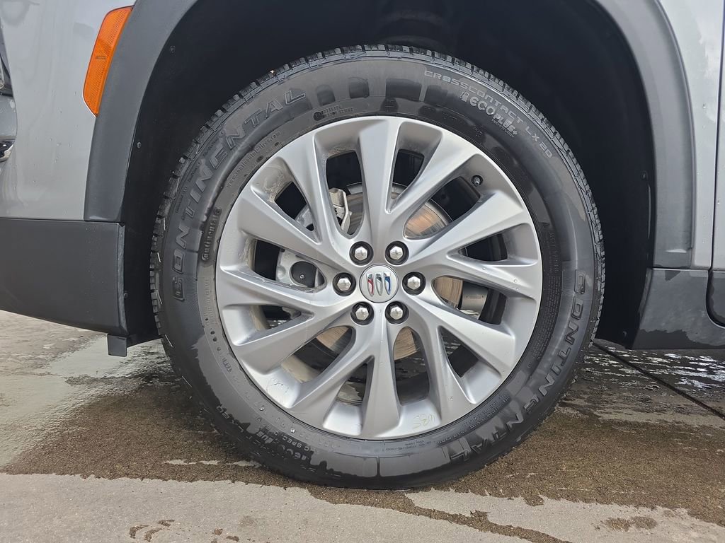 Used 2025 Buick Enclave Preferred image 10