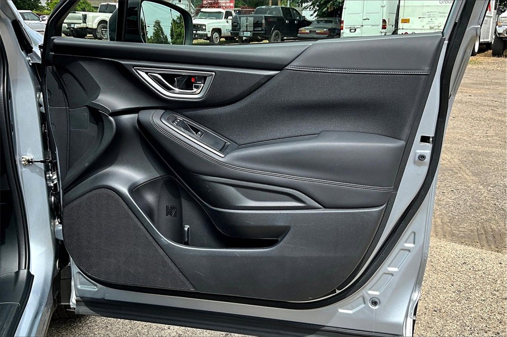 Used 2024 Subaru Forester Premium image 23