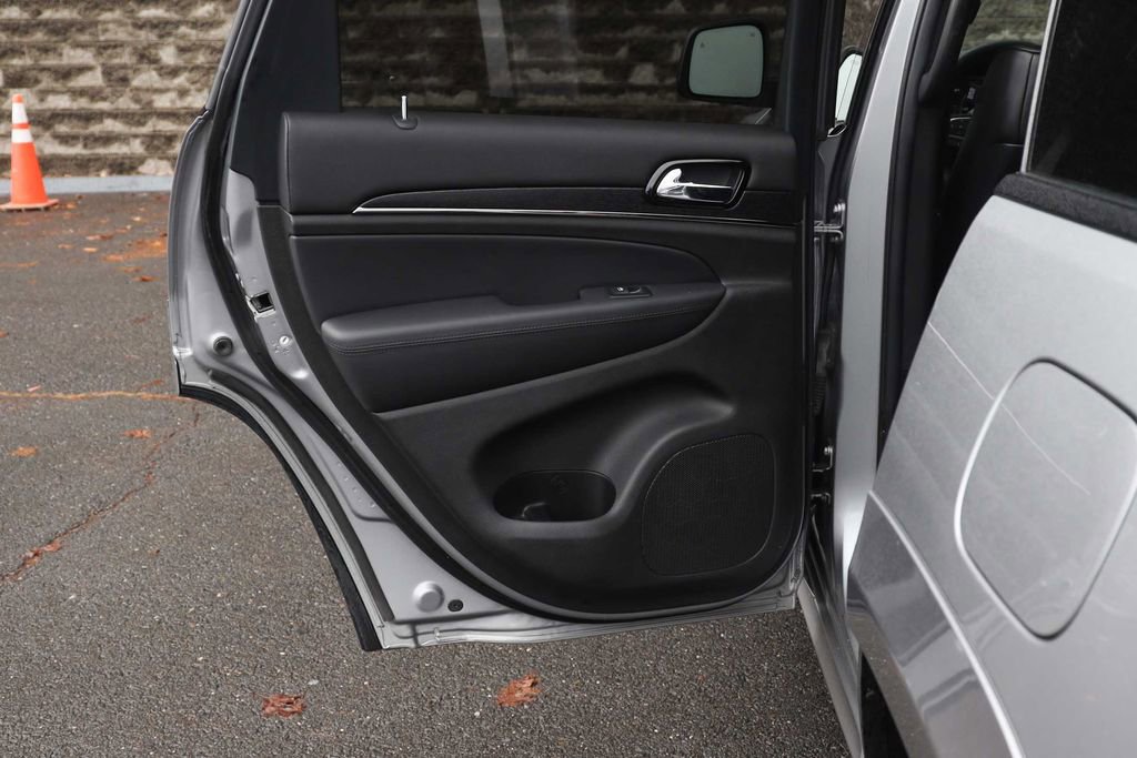 Used 2019 Jeep Grand Cherokee High Altitude AWD/4WD image 22