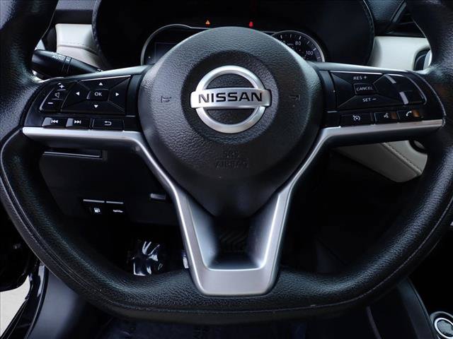 Used 2021 Nissan Versa SV FWD image 13