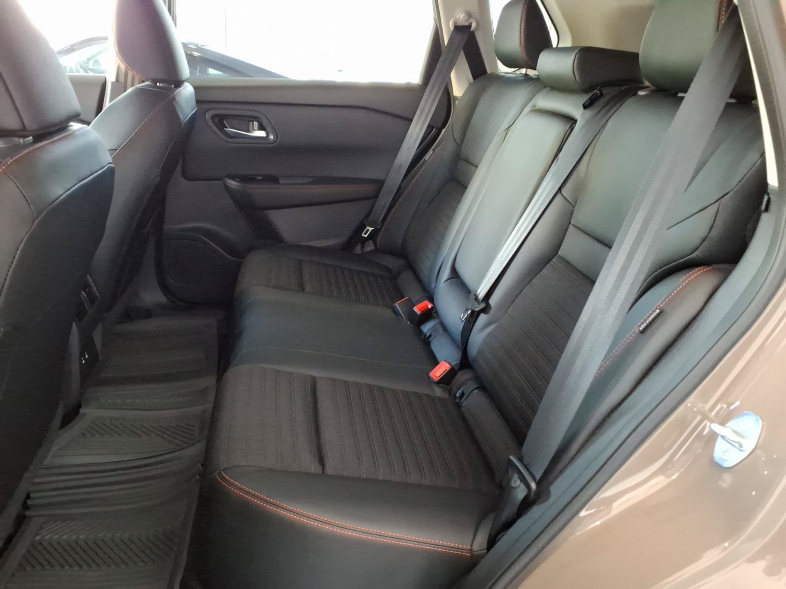 Used 2025 Nissan Rogue SV w/ Rock Creek Premium Package AWD/4WD image 13
