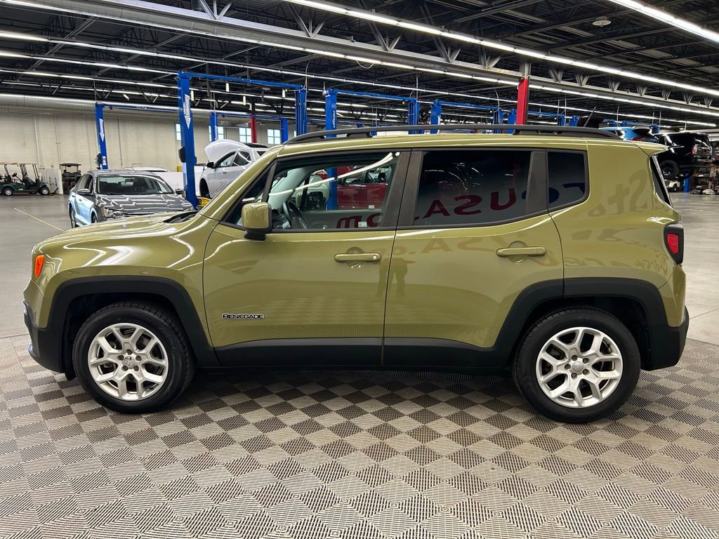 Used 2015 Jeep Renegade Latitude image 8
