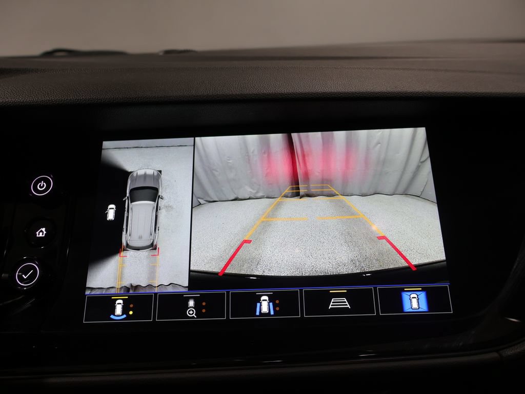 Used 2023 Buick Envision Avenir AWD/4WD image 26