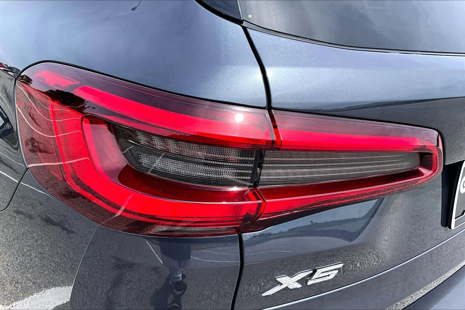 Used 2020 BMW X5 sDrive40i w/ Premium Package RWD image 29