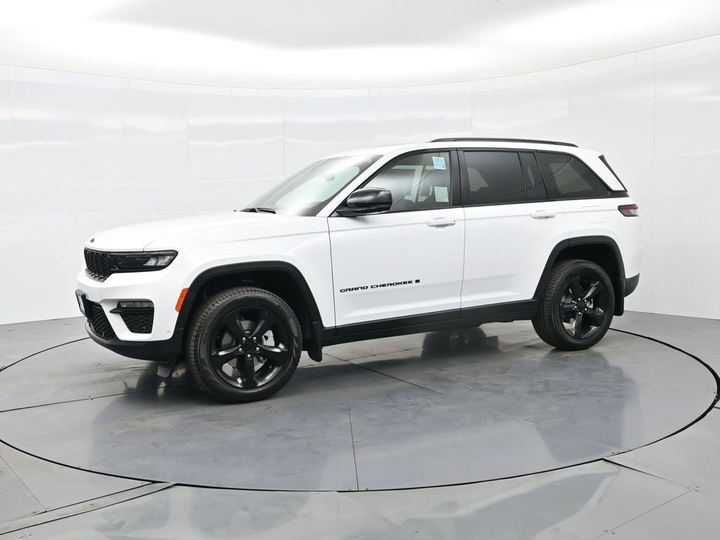 New 2025 Jeep Grand Cherokee Limited w/ Luxury Tech Group II image 10