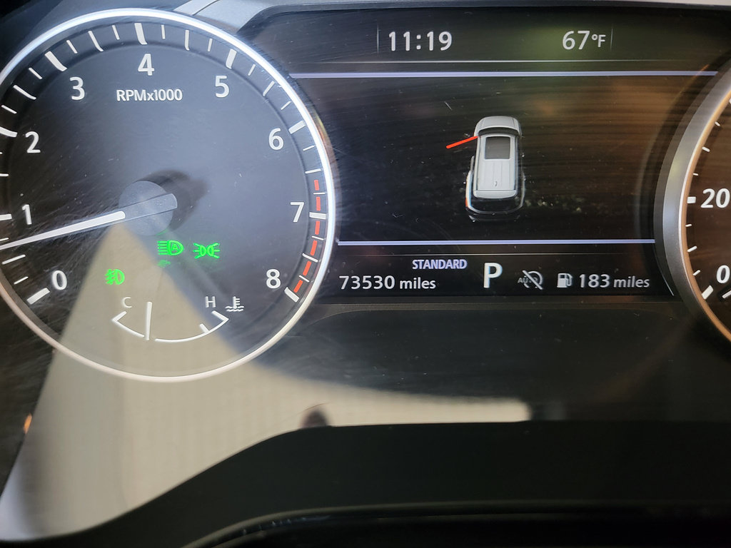 Used 2022 Nissan Pathfinder SL w/ SL Premium Package FWD image 16