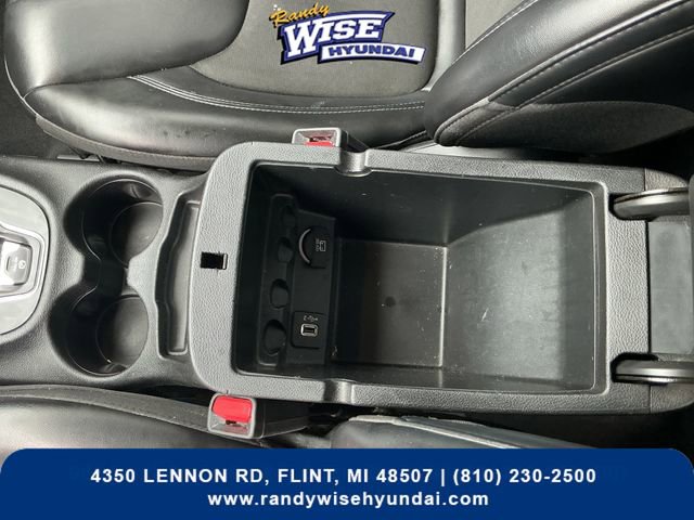 Used 2020 Jeep Cherokee Latitude Plus AWD/4WD image 27