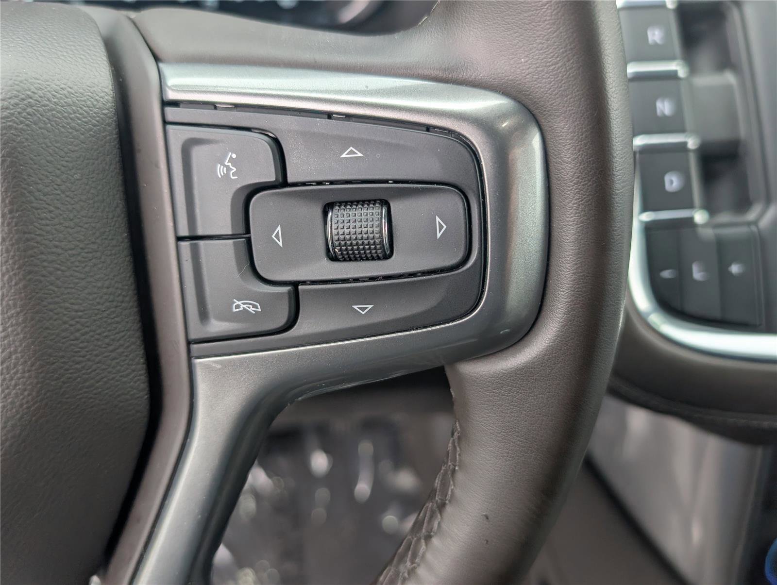 Used 2024 Chevrolet Tahoe LT AWD/4WD image 26