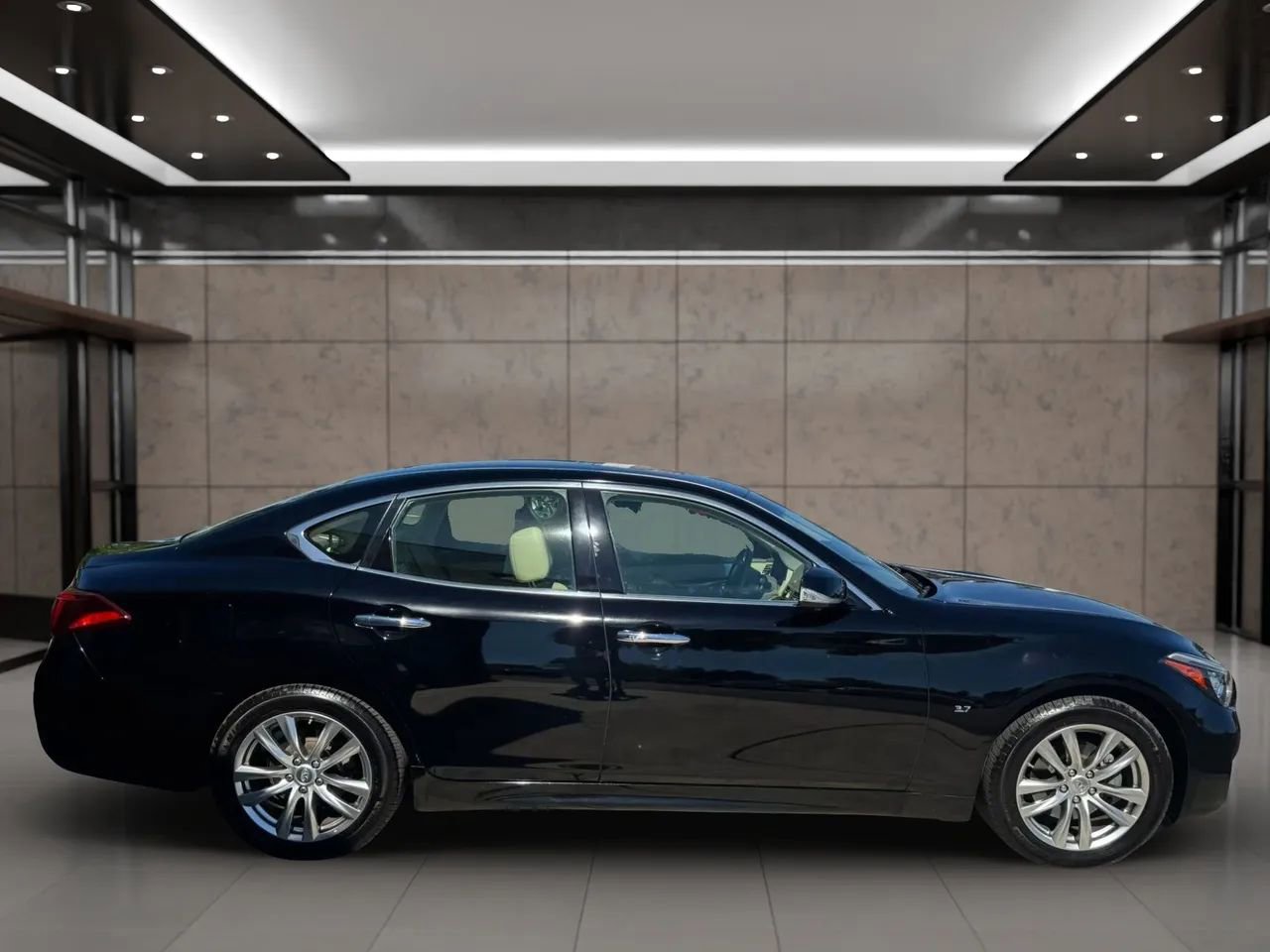 Used 2016 INFINITI Q70 3.7 w/ Technology Package image 7