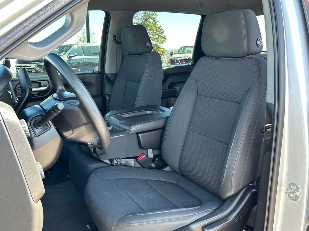 Used 2020 Chevrolet Silverado 2500 Custom w/ Custom Value Package AWD/4WD image 15