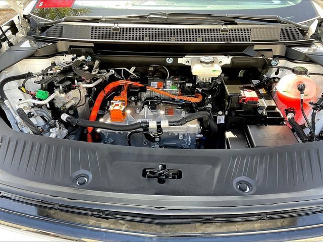 Certified 2024 Chevrolet Equinox EV LT FWD image 33