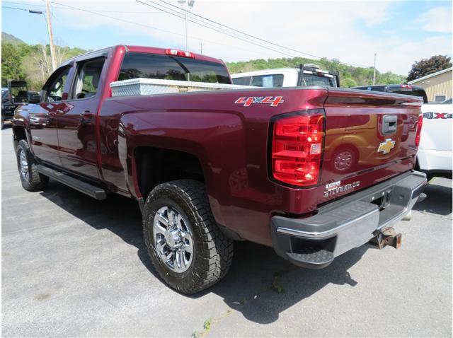 Used 2016 Chevrolet Silverado 3500 LT w/ LT Convenience Package AWD/4WD image 2