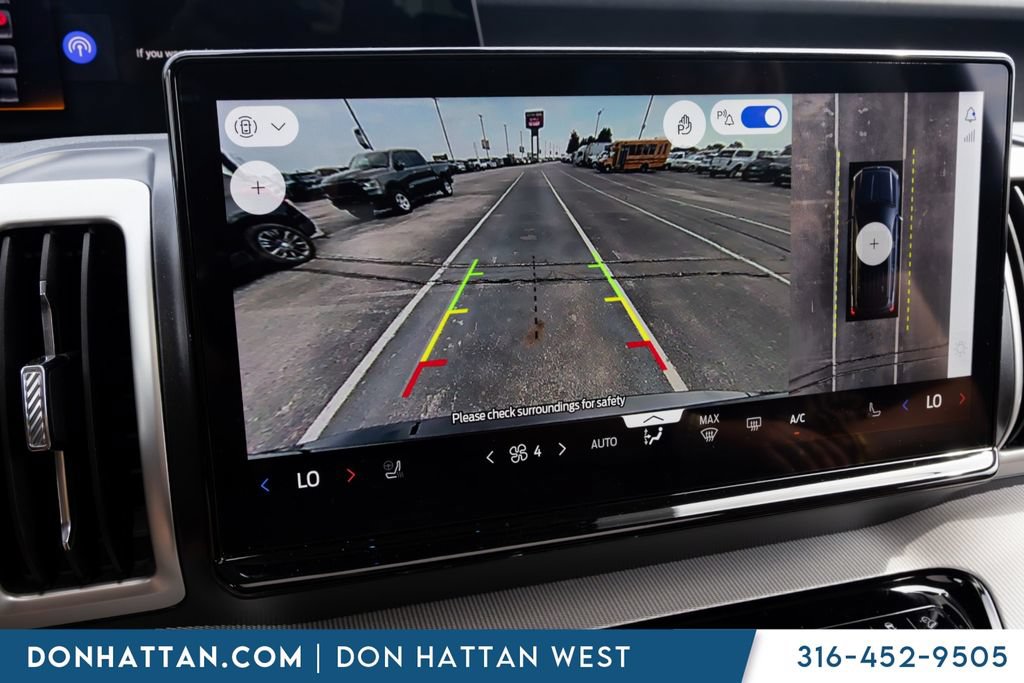 Used 2025 Ford Expedition Max Active AWD/4WD image 8