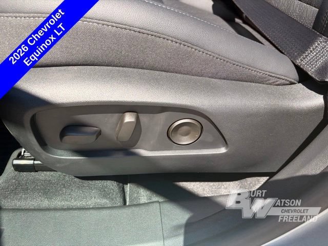 New 2026 Chevrolet Equinox LT w/ Convenience Package II AWD/4WD image 12