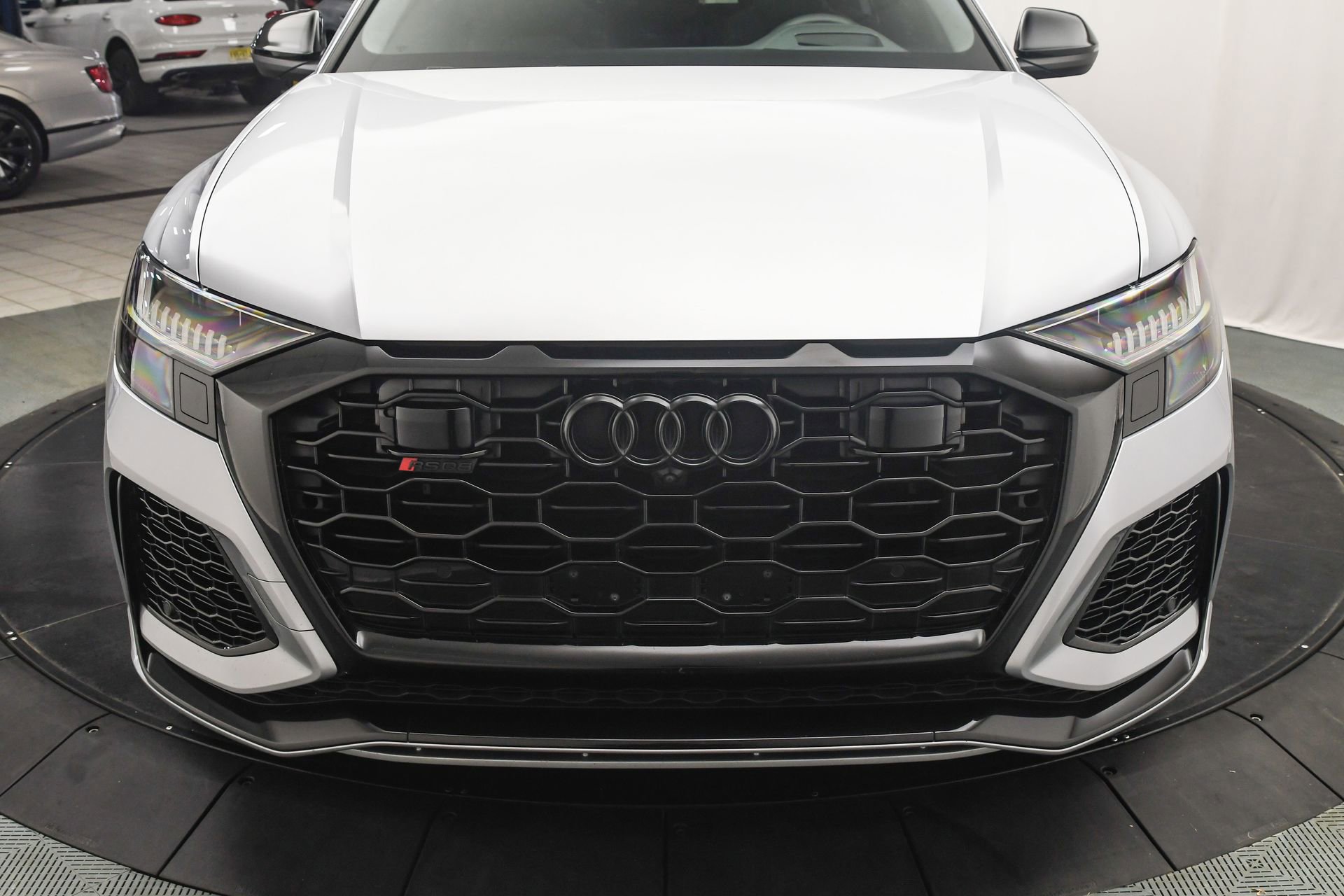 Used 2021 Audi RS Q8 4.0T w/ Black Optic Package image 28
