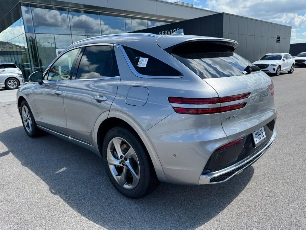 Certified 2026 Genesis GV70 2.5T Advanced AWD/4WD image 5