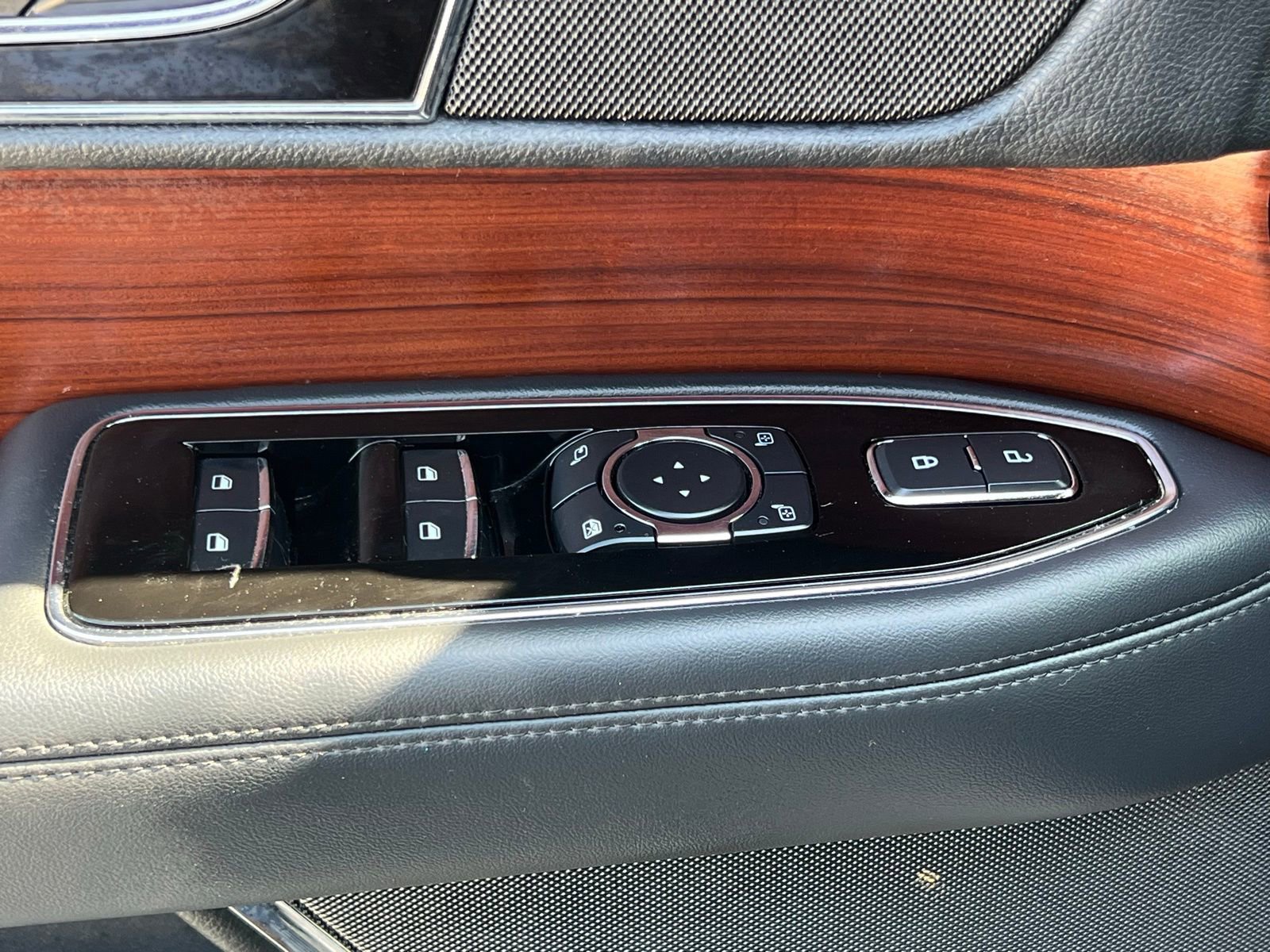 Used 2023 Lincoln Navigator Reserve image 29