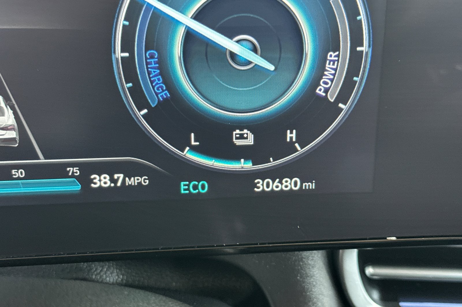 Used 2024 Hyundai Elantra Blue FWD image 20